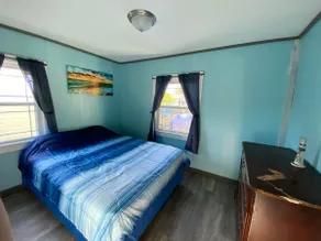 Parkside Cottage & Hot Tub, Olcott Beach, NY (USA) - Image 2