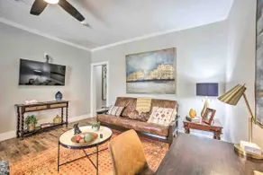 Cozy Getaway in the Heart of Downtown - Image 4
