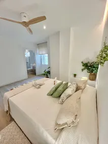 Centrally located and quiet with a garden - Image 5