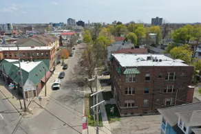 Spacious Apartment in Historic Downtown Building - Image 2