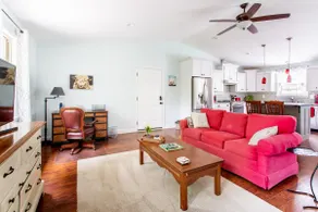 Full apartment (950sf) on mini farm - Image 2
