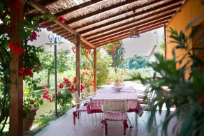 I Limoni Apartment in Tuscany - Image 4