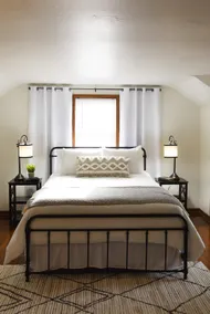 RoElva Inn l - Walnut Creek Modern Amish Farmhouse - Image 3