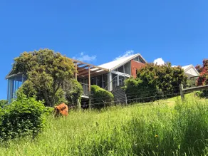 The Bay House, idyllic farm retreat by the ocean - Image 3