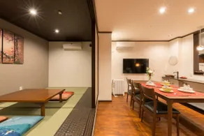 [Officially Approved Homestay] Located in the sightseeing area of Osaka, a 3-story building with convenient transportation and a large room! - Image 4