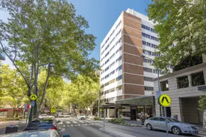 Long Stay Special- Studio Apartment - Image 4