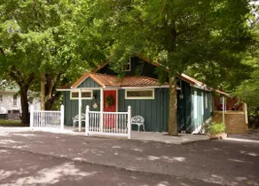 Miss Patti's Place - Image 2
