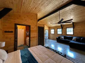 Rocky Road Cabins at Lake Tenkiller - Image 2