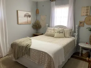 Cozy modern/vintage 2bd 1bth Apt - Image 4