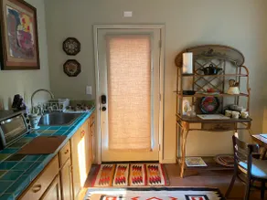 Quiet Wine Country Garden Getaway - Image 3
