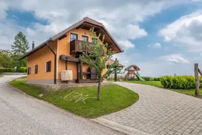 Wineyard getaway house - Image 2