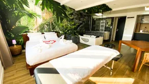 JUNGLE ♥︎ Secret Suite ♥︎ HOT TUB ♥︎ - Image 4