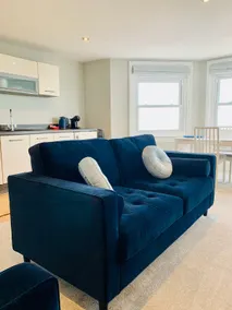 The Beachfront Lookout a Stunning Apartment with Perfect Sea View - Image 2