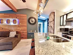 Austin ADVENTURE HOUSE+ Central near Downtown - Image 3
