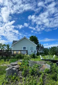 Cozy Country Getaway in Essex - Image 2