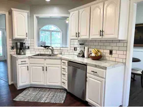 Very Convenient & Modern with Beautiful view - Image 4
