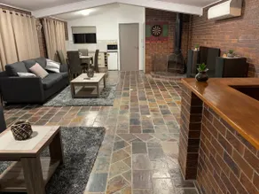 Ashlyn Retreat - Image 4
