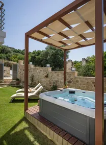 D'Oro Silver Villa - 1BR Cozy Villa with Hot Tub - Image 3