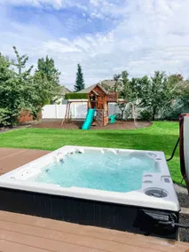 Quiet Retreat with Hot Tub, Pool Table and Spacious Yard - Image 2