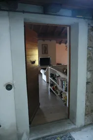 Palazzetto overlooking Vignanello - Image 2