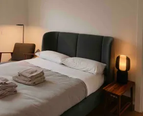 Cozy and elegant one bedroom apartment - Image 2
