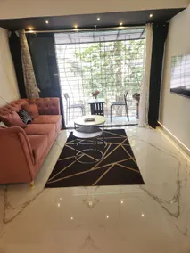 Compact 1BHK Newly renovated. - Image 2