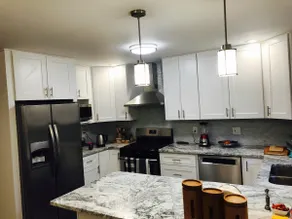 Convenient location and clean home - Image 3