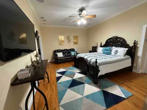 Raqs pool home, basketball Court, king bed - Image 3