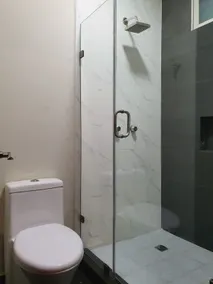 Independent luxury apartment good location - Image 4