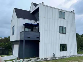 3 Bedroom, 3 Bath: Entire private house, sleeps 7 - Image 2