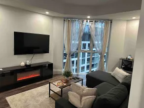 Modern 1BR Toronto Downtown Condo, King size bed - Image 4