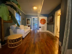 5 Min walk Dtown! Amazing Space ~LUX BATH~ Parking - Image 4