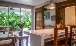 Beachside Apartment with Pool - Image 3