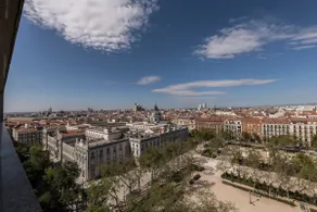 Homeclub | Exclusive Flat views to Plaza Colon - Image 4