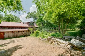 Superbe Treehouse Mansion - Image 5