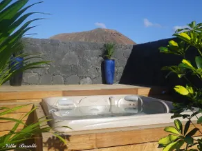 VILLA PLAYA BLANCA JACUZZI - OPVARMET SVEMBAD. - Image 2