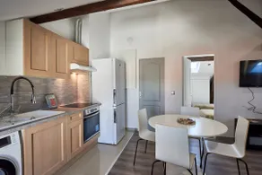 A L'Ombre du Pin "11" -Studio near Disneyland, parc expo and Paris, 1-2 Guests - Image 3