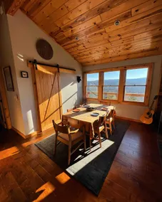 Escape to the Coziest Mountaintop Getaway! - Image 3