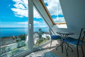 Coastal Studio Loft Apartment - Image 3