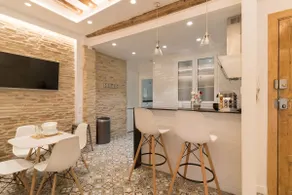Historic Center - Calle Sagasta - 8 people max - Image 3