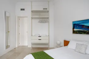 SPACIOUS 2 BEDROOMS MALAGA SOHO - Image 4