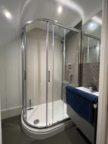 Wheatlands Luxury Lodge - Image 4