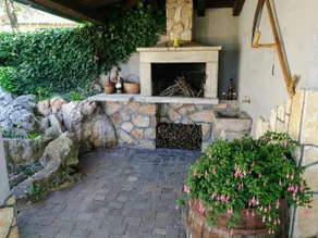Holiday Apartment Sanela With Private Swimming pool, Garden & BBQ - Image 4