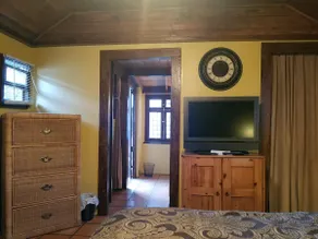 Historic Bungalow - Image 3