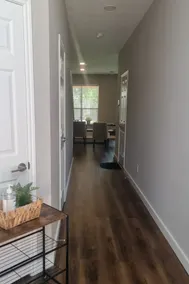 Fully remodeled home in The Woodlands area - Image 4