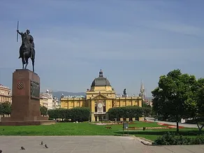 Apartments Zagreb Center - Image 4