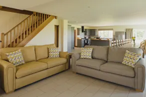 Beautiful farmhouse on our farm in Kent sleeps 21 - Image 2