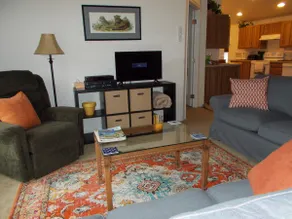Forest Valley Escape- Wineries-Pub-Trails & More! - Image 4