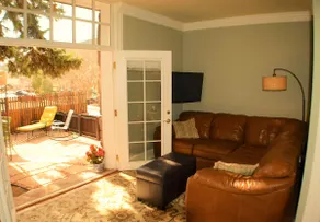Heart of Manitou Springs. 1st Floor apartment. - Image 5