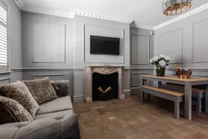 City Centre Georgian Listed Townhouse - Image 3